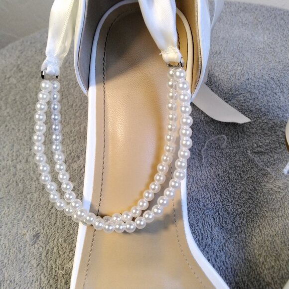 Adorose White Satin Heels Block with Pearl Ankle Straps Size 10 with Bow Bridal - Picture 5 of 14